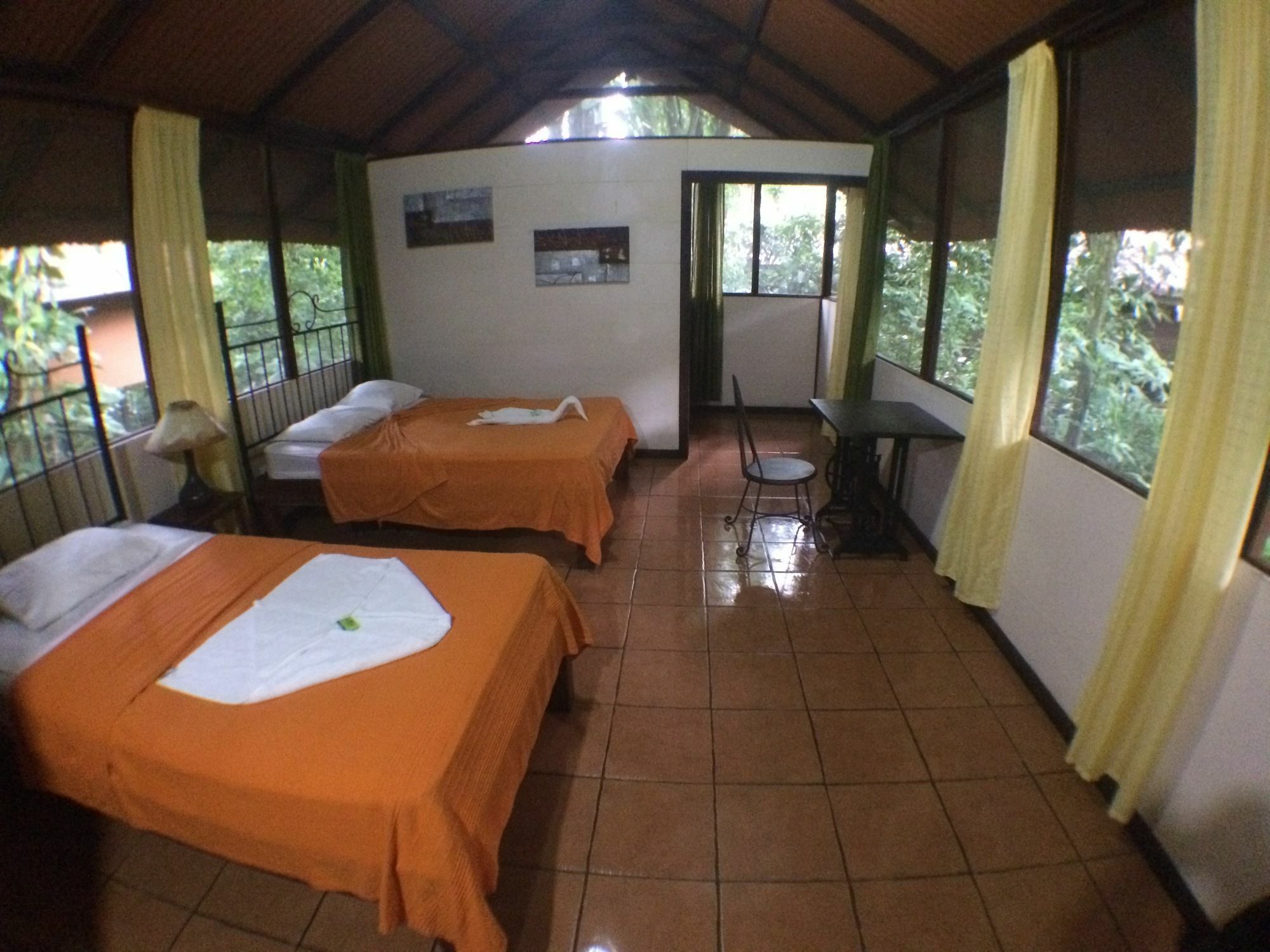 Rana Roja Lodge 托尔图格罗 外观 照片
